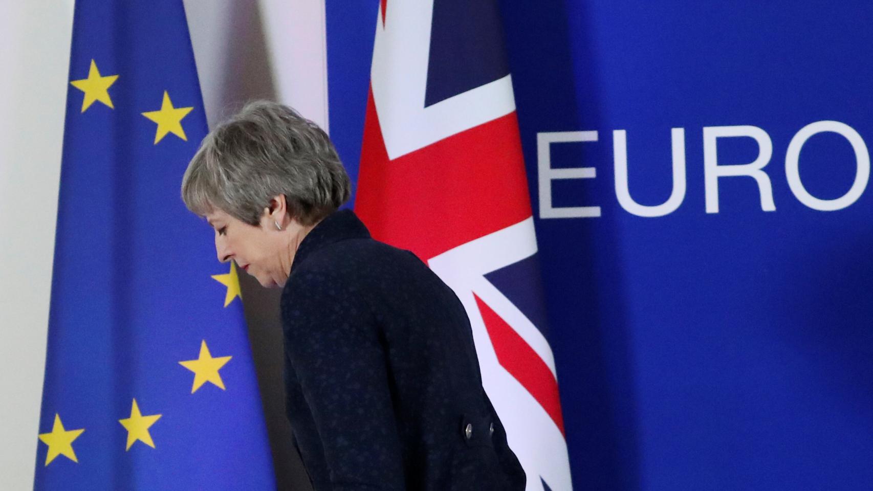 May se marcha tras una rueda de prensa en el Consejo Europeo