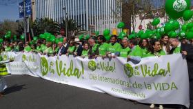 Cabecera de la marcha por la madrileña calle Serrano.