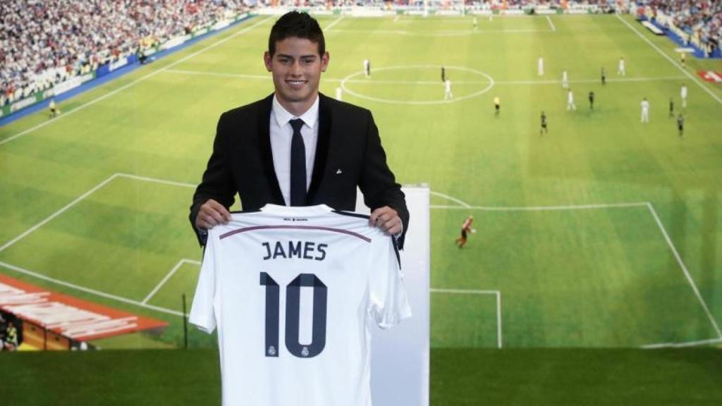 James Rodríguez, durante su presentación como jugador del Real Madrid