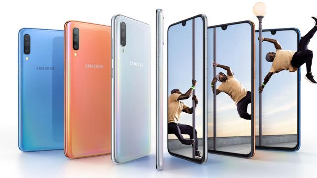 Samsung Galaxy A70: pantalla enorme 20:9 y triple cámara trasera