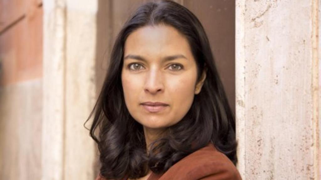 Image: Jhumpa Lahiri: El idioma es la parte más profunda de nuestra identidad