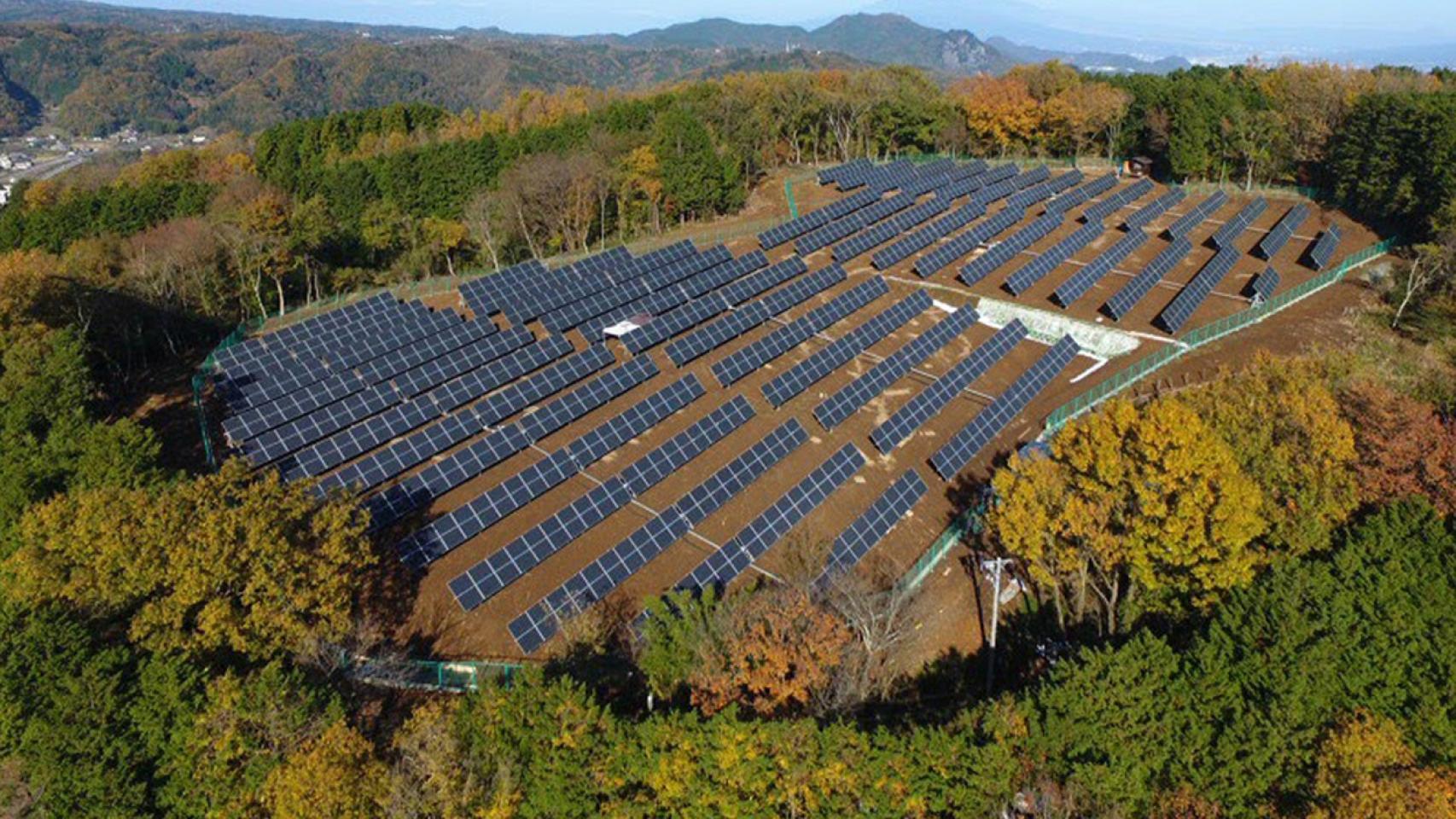 Instalación de paneles solares.