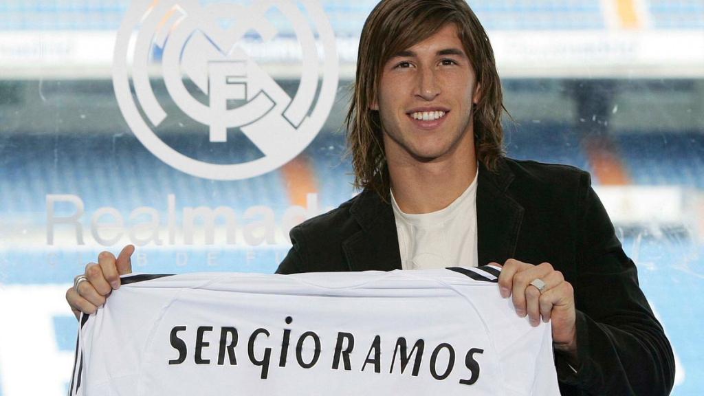 Sergio Ramos, en su presentación como jugador del Real Madrid. Foto: Twitter (@SergioRamos)