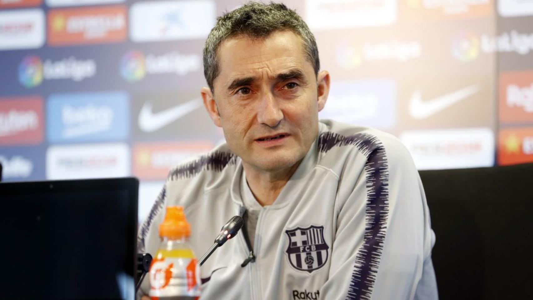 Ernesto Valverde, entrenador del Barcelona, en rueda de prensa. Foto: Twitter (@FCBarcelona)