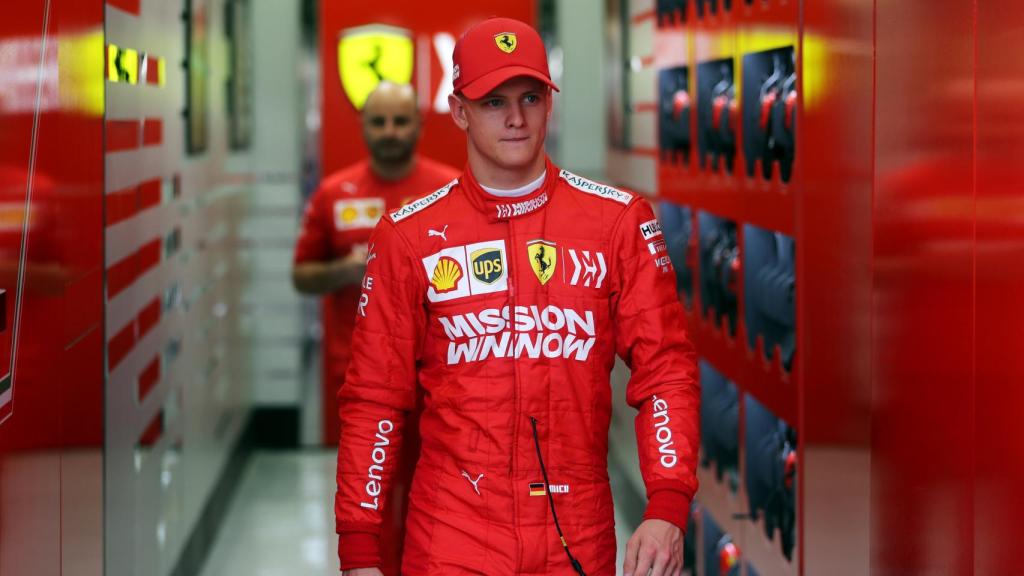 Mick Schumacher debuta conduciendo un Ferrari F1