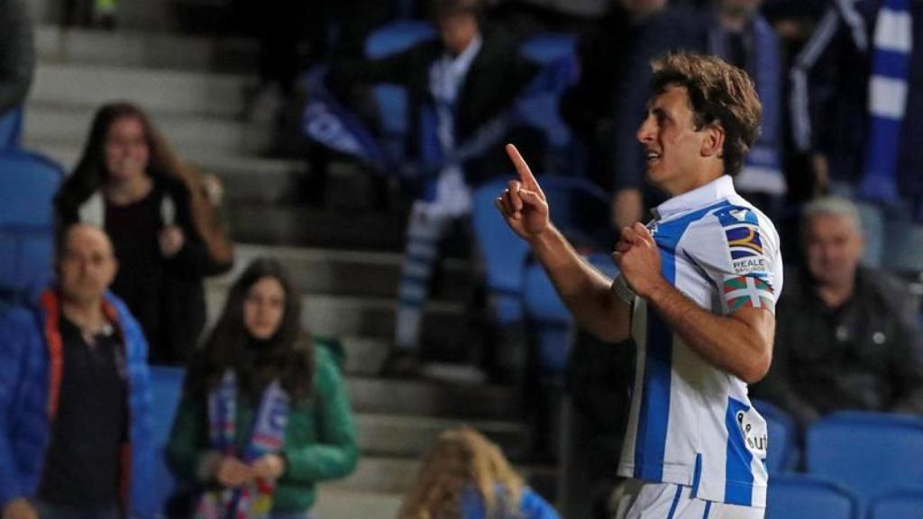Oyarzabal celebra su gol al Betis