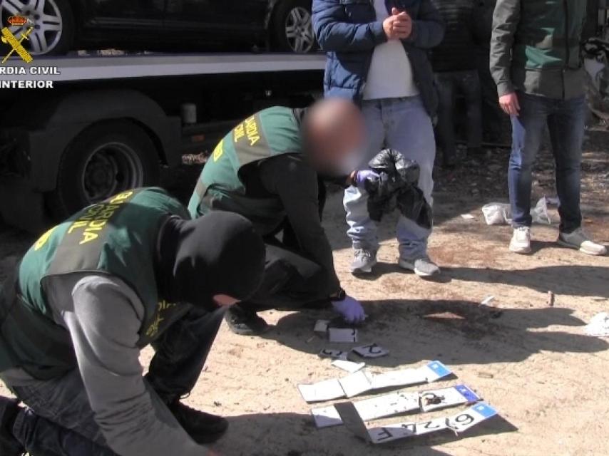 Placas intervenidas por la Guardia Civil al clan de las Renault Kangoo.