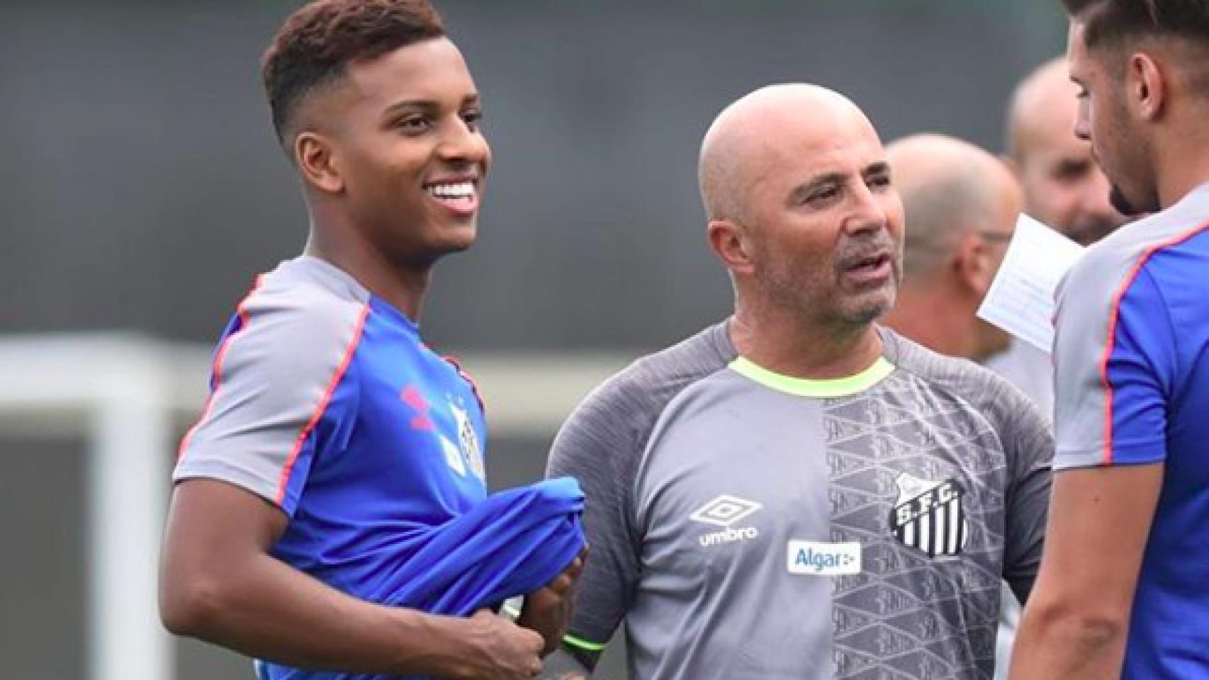 Rodrygo y Sampaoli. Foto: Instagram (@rodrygogoes)