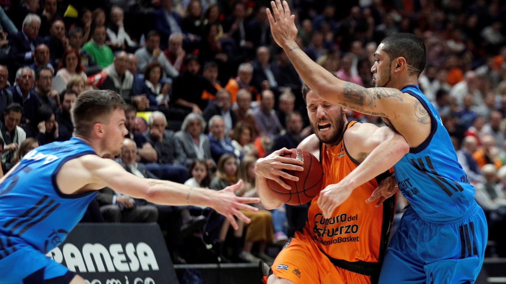 San van Rossom, en un momento del partido