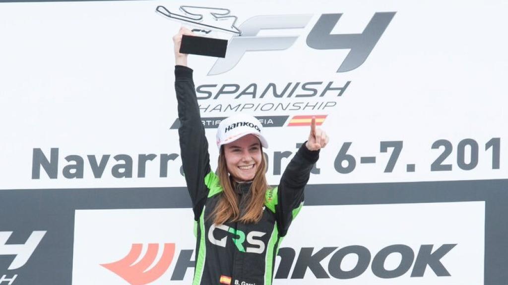 Belén García, tras ganar una de las primeras pruebas de la temporada de Fórmula 4
