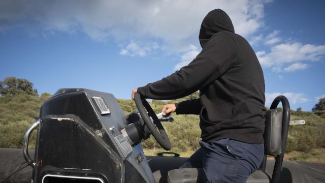 Los parados del narco se rebelan: “Cualquier día un jefazo amanece con un tiro en la cabeza”. En la imagen, Antonio, a sueldo del líder de una banda que opera en la comarca del Campo de Gibraltar (Cádiz).