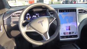 El salpicadero de un Tesla S.