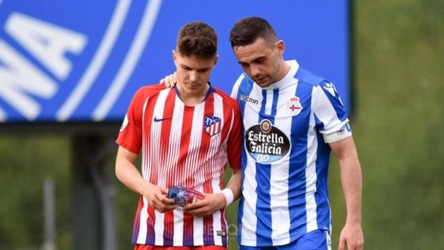 Pinchi, ex del Dépor, y Fornos, capitán del Fabril, tras el partido que confirmó el descenso