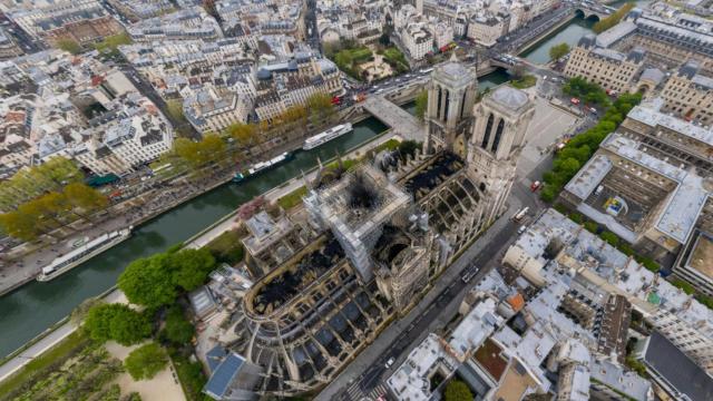 notre dame dron 1