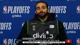 Ricky Rubio en rueda de prensa con la camiseta del Joventut