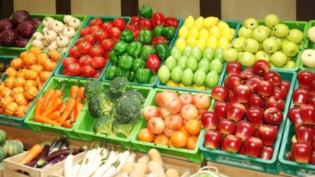 Imagen de archivo de un mercado de frutas y hortalizas.