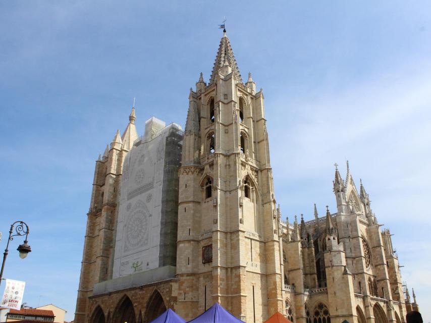 La catedral de León, este Miércoles Santo.