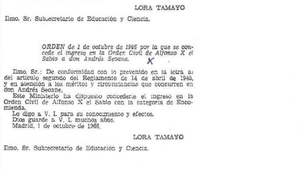 Concesión de la Orden Civil de Alfonso X el Sabio a Andrés meses después del incendio.