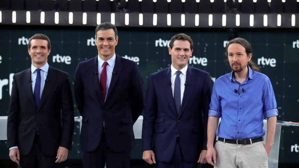 Pablo Casado, Pedro Sánchez, Albert Rivera y Pablo Iglesias, antes del debate del 28-A de 2019, celebrado en RTVE.