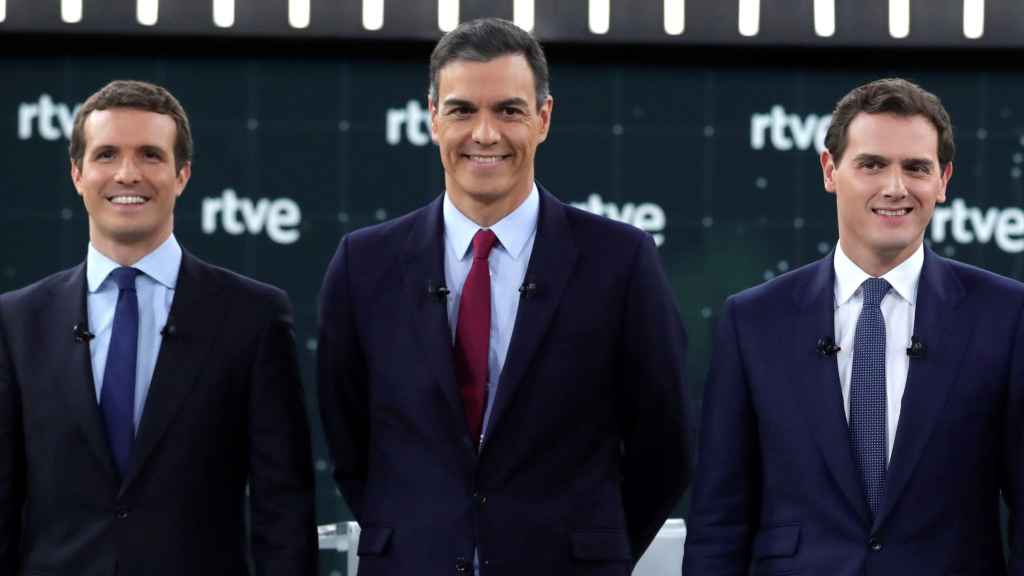 Pablo Casado, Pedro Sánchez, Albert Rivera y Pablo Iglesias, antes del debate del 28-A de 2019, celebrado en RTVE.