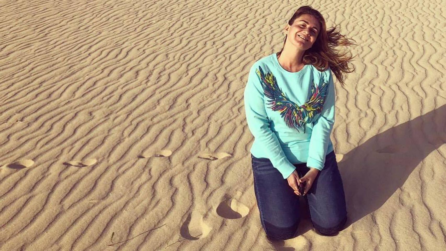 Carlota ha disfrutado del buen tiempo y de las dunas de la isla canaria.