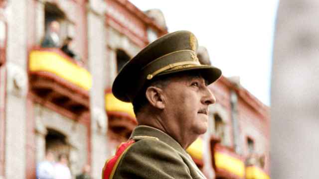 El dictador Franco, en una imagen coloreada. Foto: DMAX