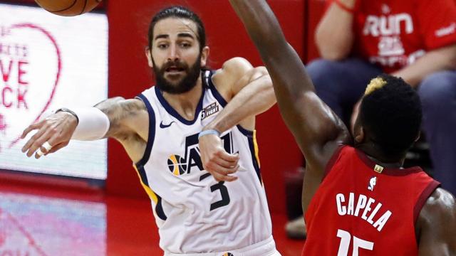 Ricky Rubio ante Capela