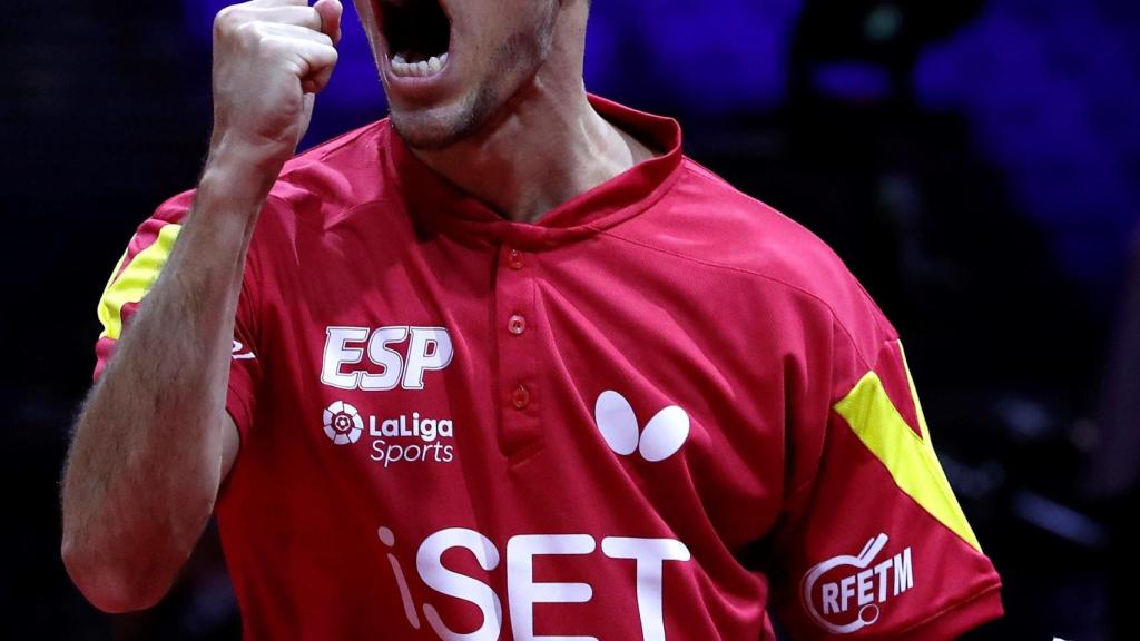 Álvaro Robles, durante un partido en el Mundial de tenis de mesa de Budapest