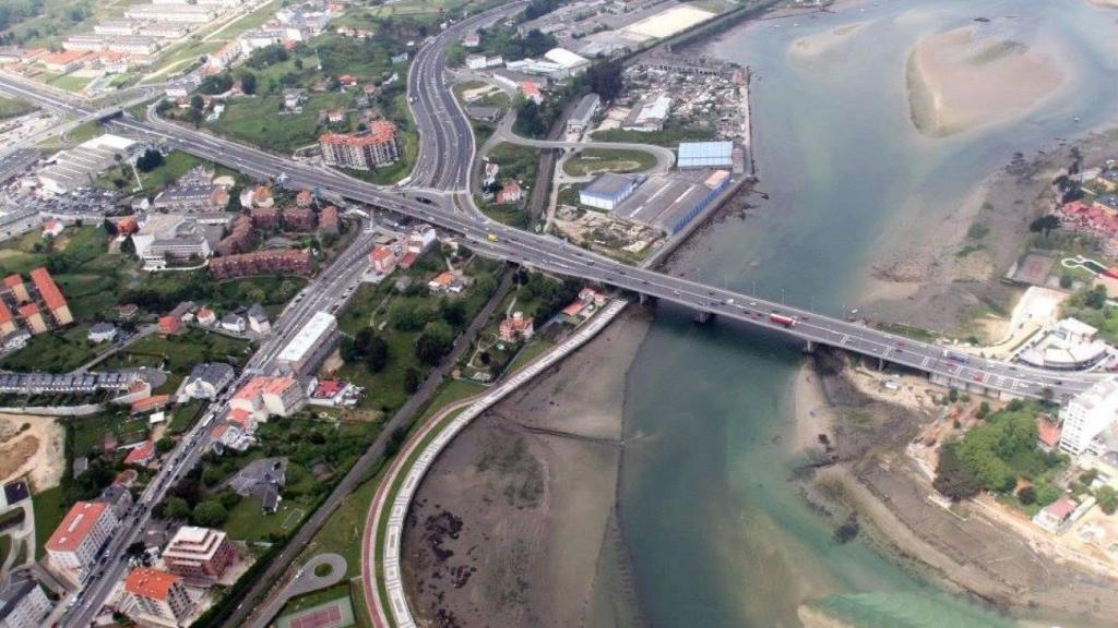 Vista aérea de puente A Pasaxe.