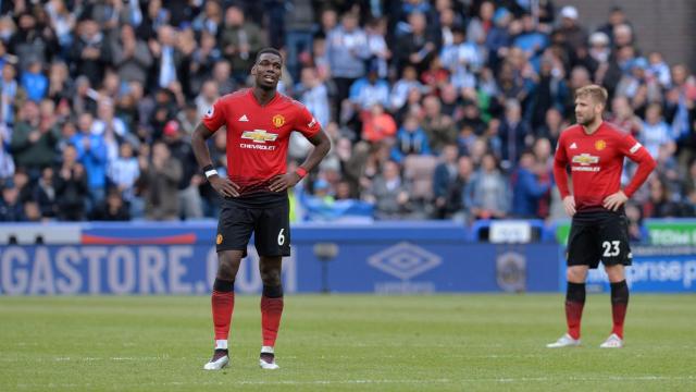 El Manchester United, abatido tras empatar contra el Huddersfield