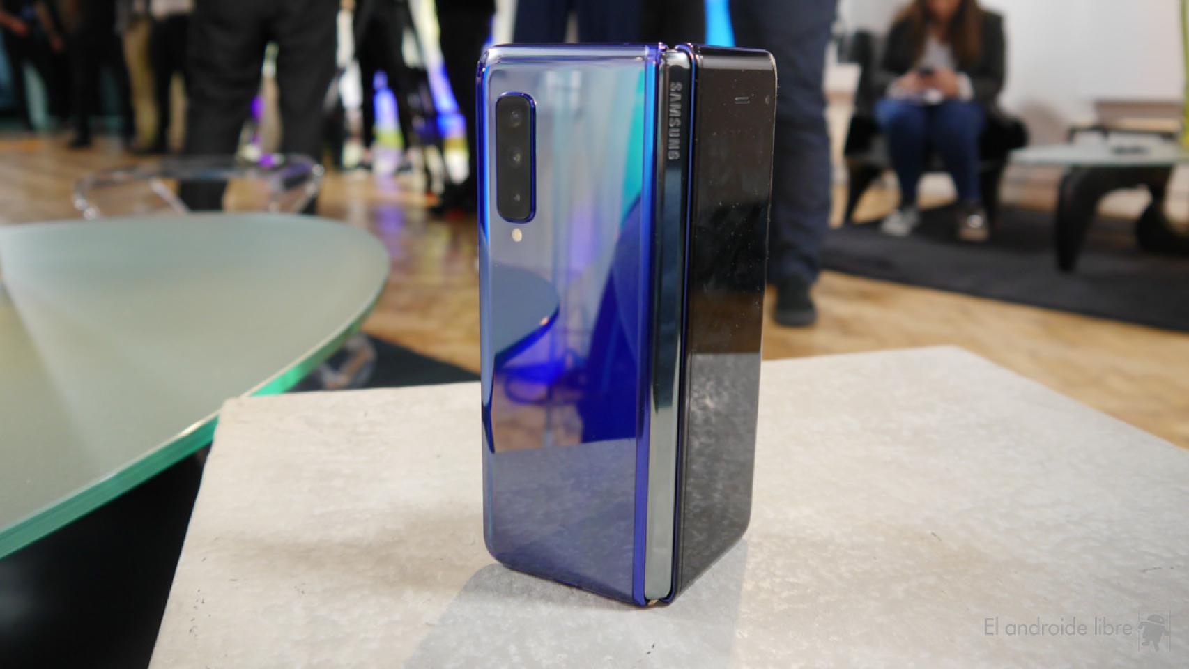 El Galaxy Fold en la cuerda floja: Samsung confirma que no tiene fecha de venta