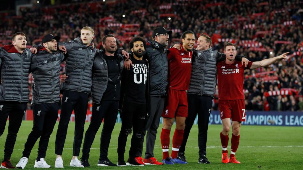 El Liverpool celebra la remontada ante el Barça.