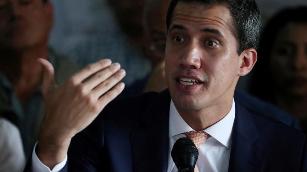 Guaidó durante la rueda de prensa de este jueves