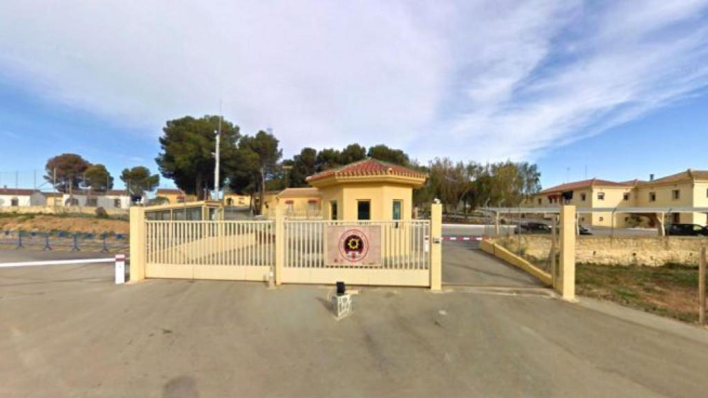 Entrada al cuartel de Bobadilla, en Antequera (Málaga).