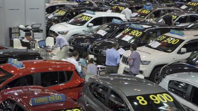 El sector del automóvil agrava su crisis: ocho meses consecutivos reduciendo la producción.