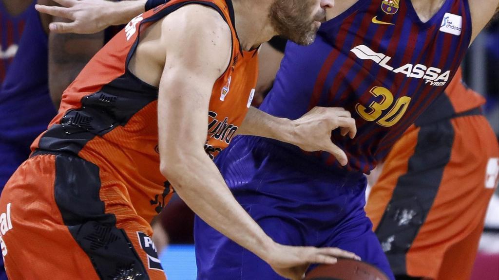 Fernando San Emeterio ante el Barcelona Lassa