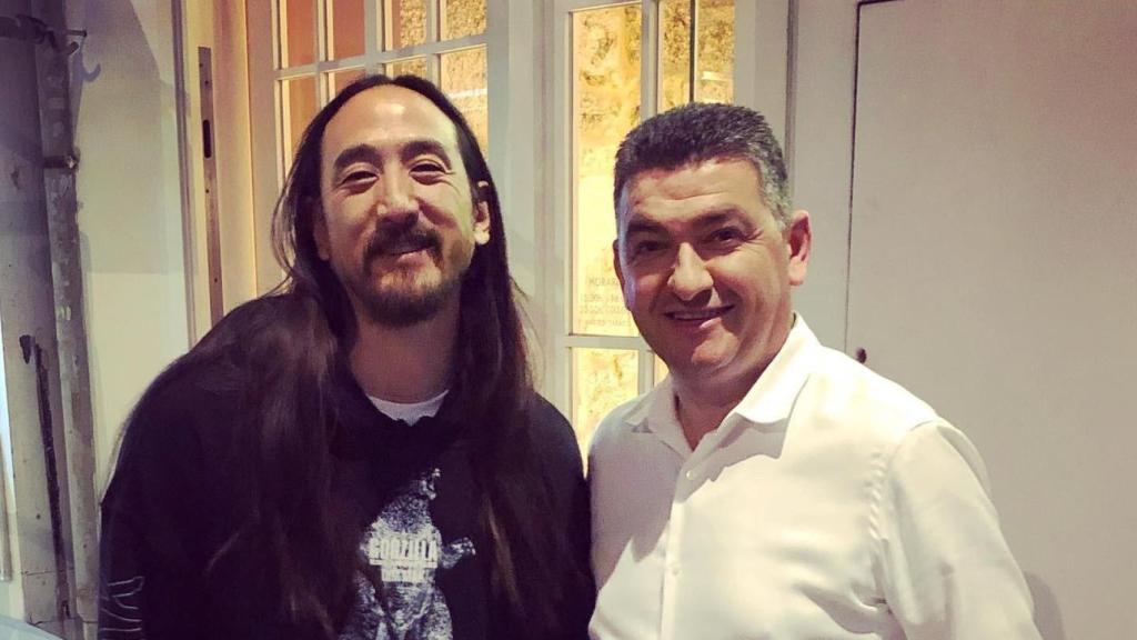 Steve Aoki en A Mundiña junto a Rafa Varela.