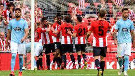 El Athletic celebra un gol de Raúl García al Celta