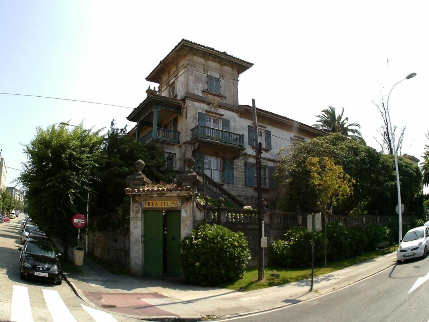 Villa Felisa, situada en Avenida de la Habana 23, se vende por 2.950.000 en idealista
