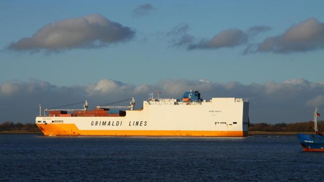 Imagen de archivo del barco de Grimaldi Lines.