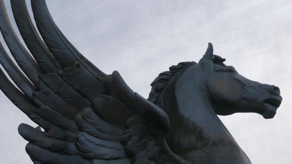 Estatua de pegaso