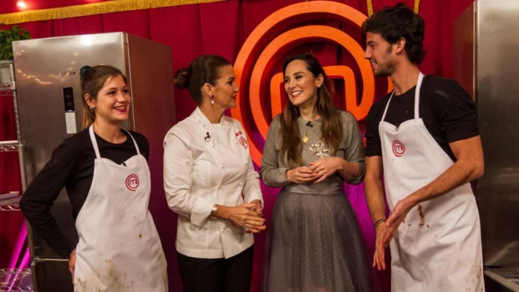 Falcó durante su visita a Miri en 'MasterChef Celebrity' junto a Jorge Brazalez y Samantha.