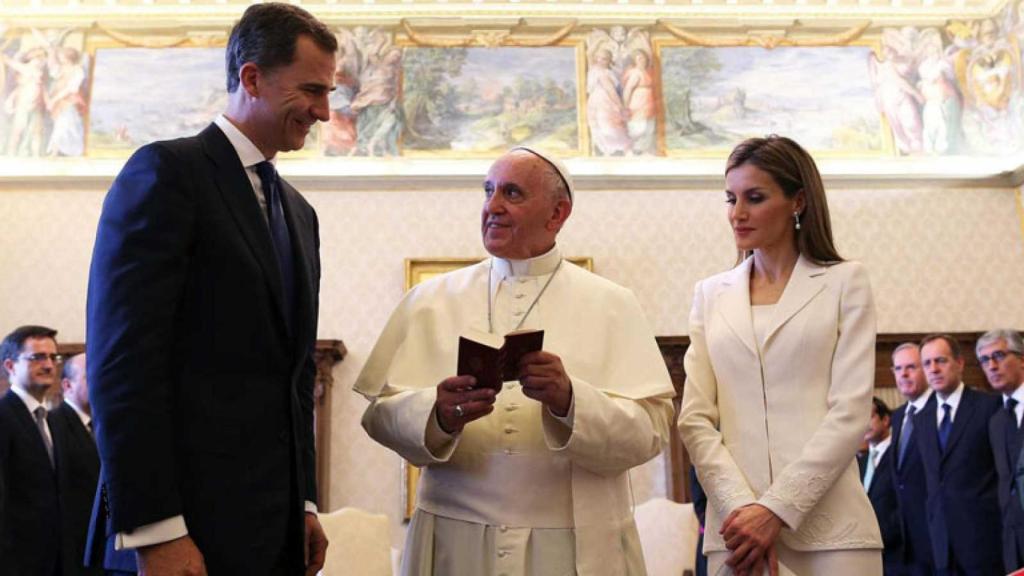 Felipe y Letizia, en la proclamación del Papa Francisco.