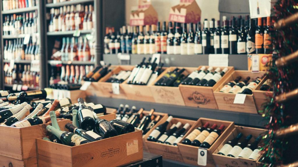 Las tiendas de vino se modernizan