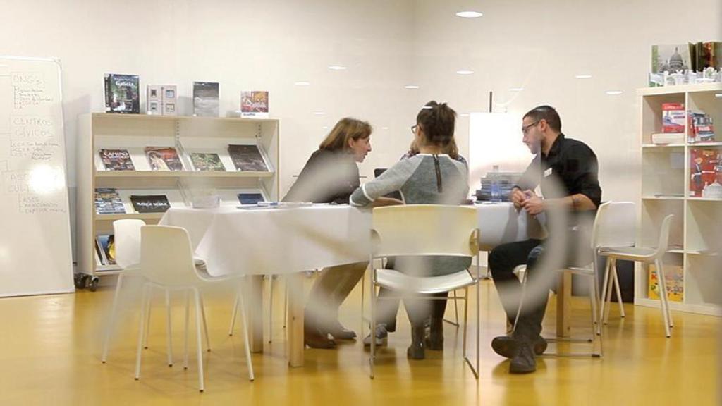 Las trabajadoras de las bibliotecas de A Coruña, nominadas a los Premios Follas Novas