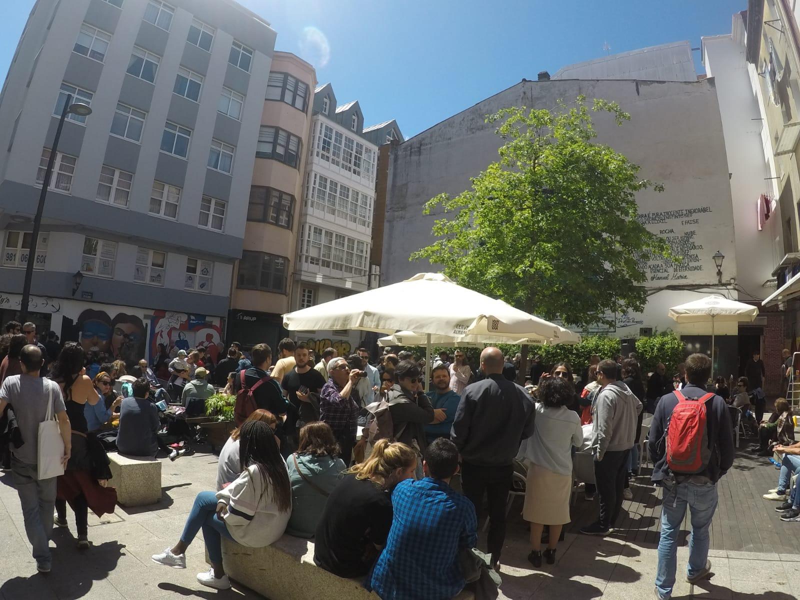 Este era el ambiente en la plaza Juan Sellier