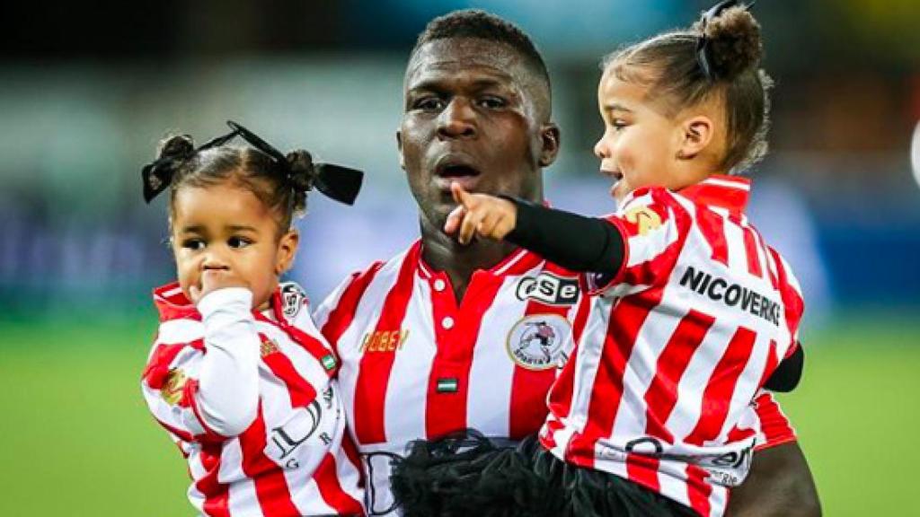 Drenthe, en el Sparta Rotterdam. Foto: Instagram (@roya2faces)