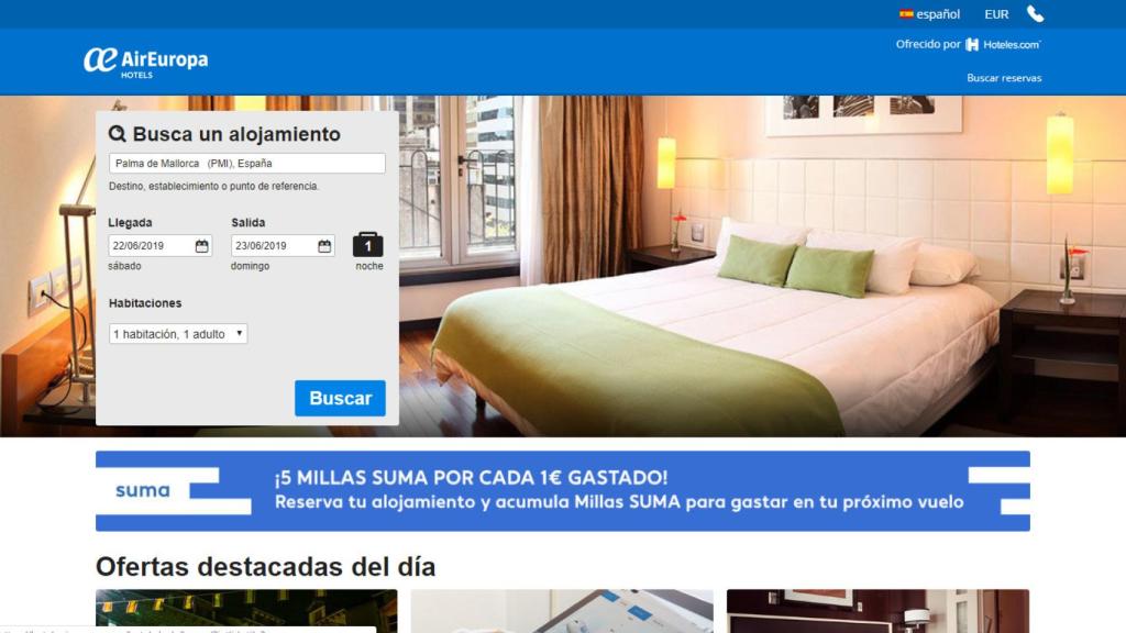 La web de Air Europa ofreciendo alojamientos de Expedia.