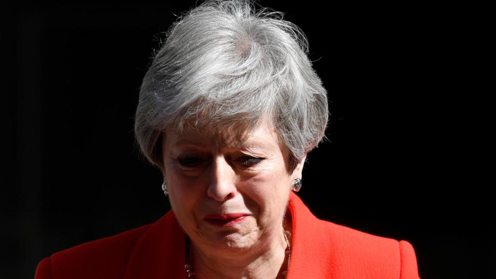 Theresa May, tras el anuncio de su dimisión.