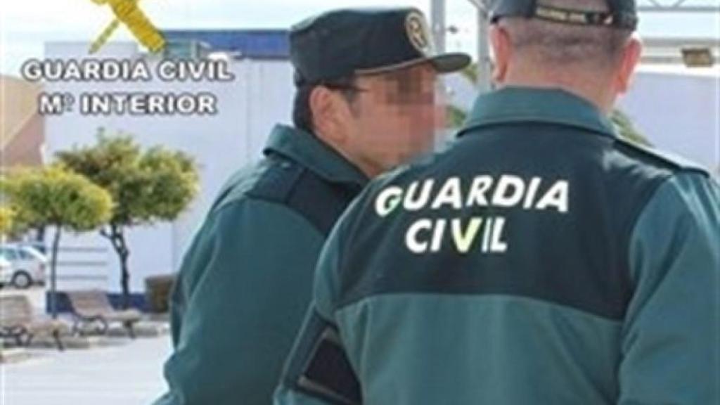 La Guardia Civil, durante un accidente.